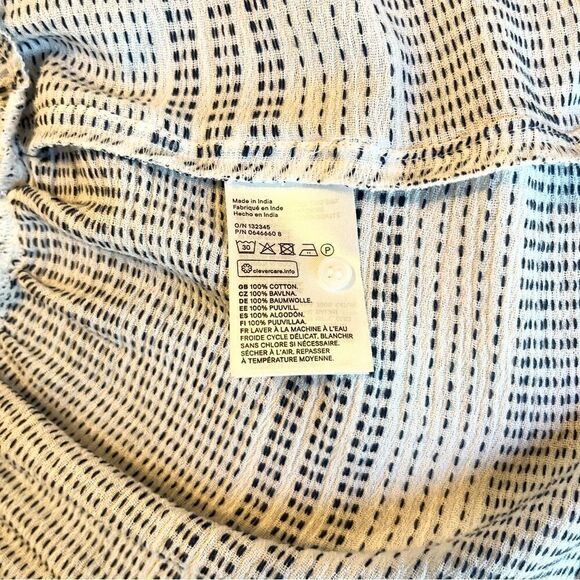 H&M Wide-cut Flounced Tunic - Picture 4 of 4